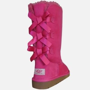 Ugg Tall Bailey Bow triple  3 bow